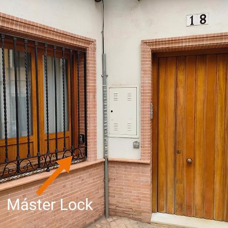 Descubrehome Postigo Inner Patio เซบีญา ภายนอก รูปภาพ